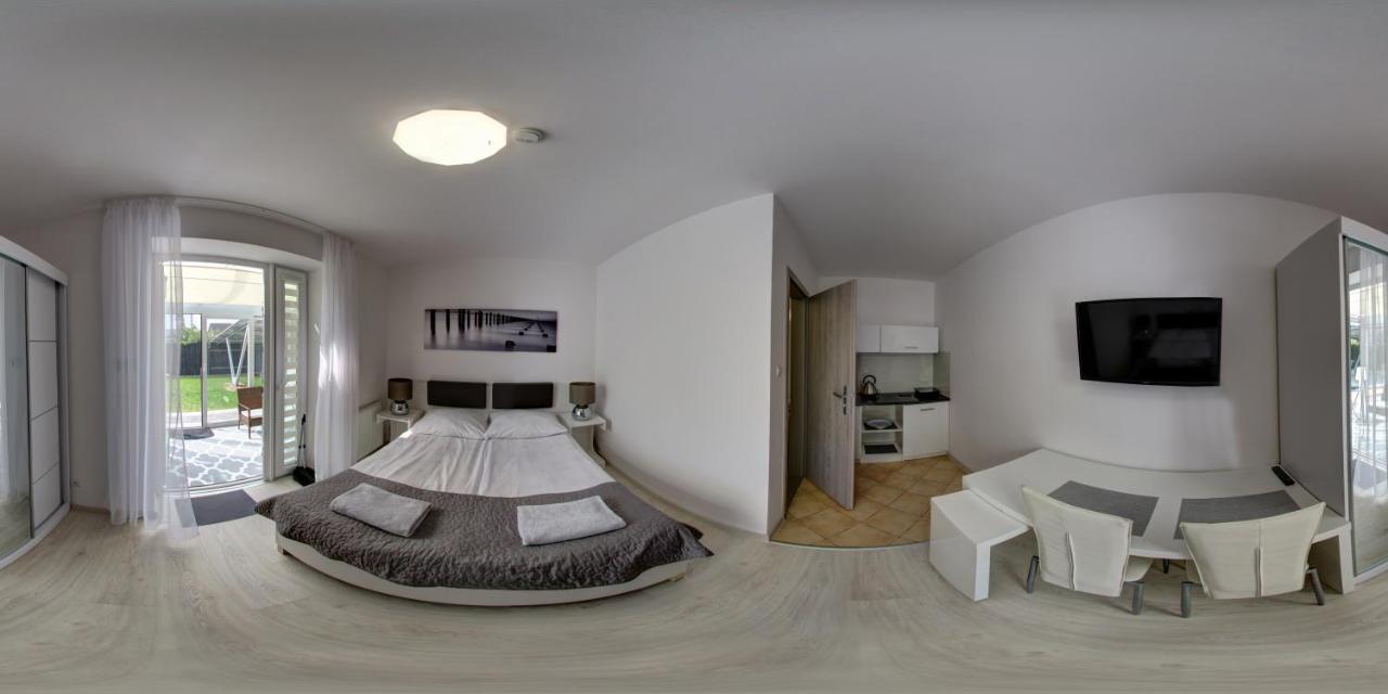 ウェバ U Kruszyny Bed & Breakfast エクステリア 写真