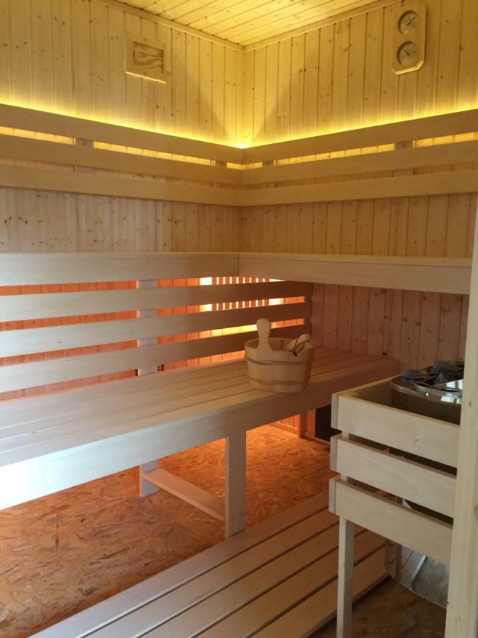 ウェバ U Kruszyny Bed & Breakfast エクステリア 写真
